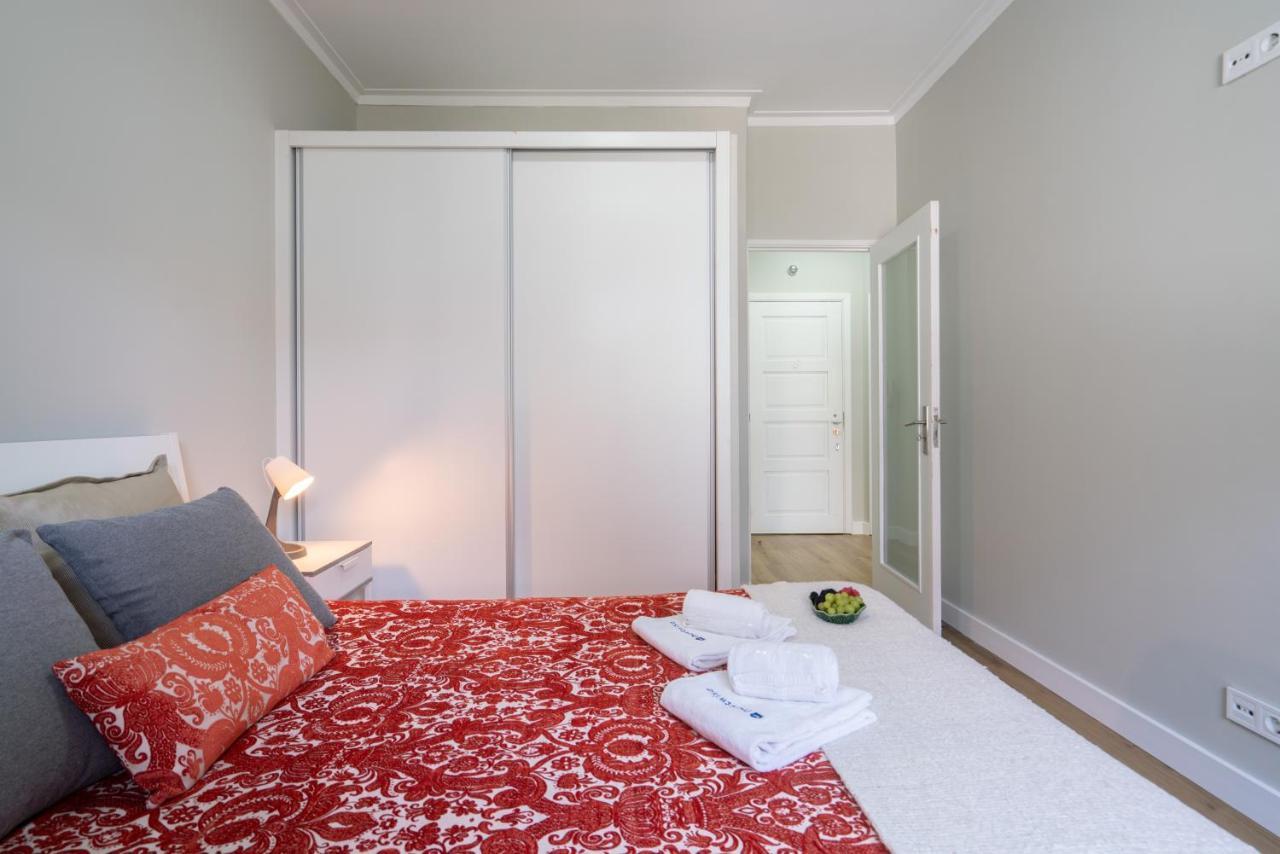 Host Wise - Modern Flats With Stunning Terrace Or Balcony - Central Location 포르투 외부 사진