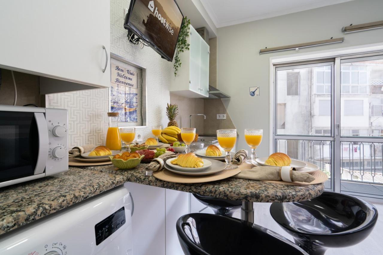 Host Wise - Modern Flats With Stunning Terrace Or Balcony - Central Location 포르투 외부 사진